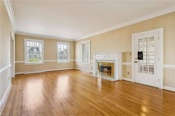 611 Jones ST, Suffolk, VA 23434