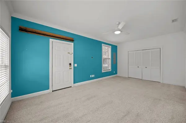 1036 Draketail LN #4A, Virginia Beach, VA 23451