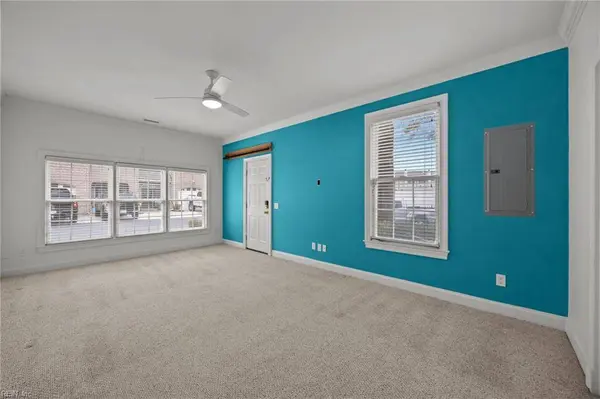 1036 Draketail LN #4A, Virginia Beach, VA 23451