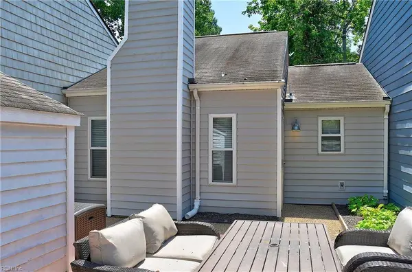 1403 Gannet RN, Virginia Beach, VA 23451