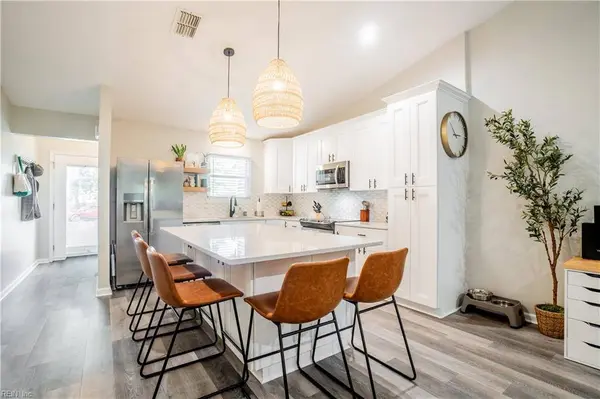1453 Gannet RN, Virginia Beach, VA 23451