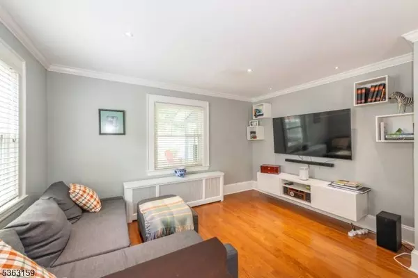 44 Willard Ave, Bloomfield Twp., NJ 07003