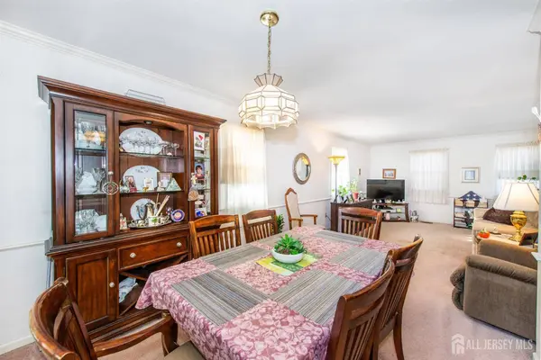 84 Old Nassau RD #D, Monroe, NJ 08831