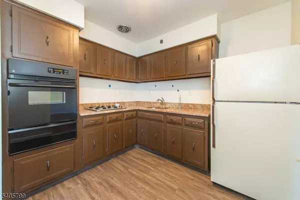 348 Hoover Ave #92, Bloomfield Twp., NJ 07003