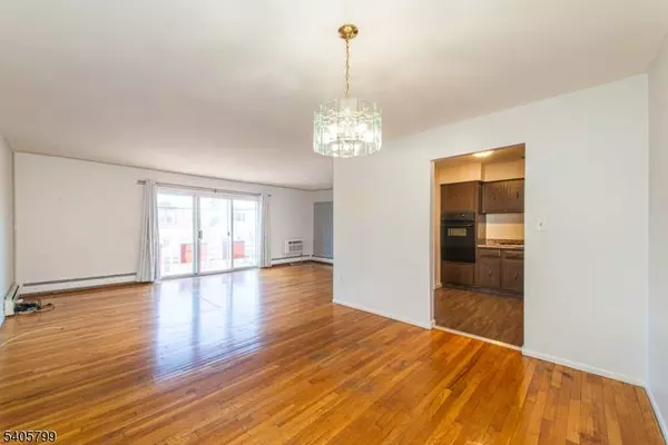 348 Hoover Ave #92, Bloomfield Twp., NJ 07003