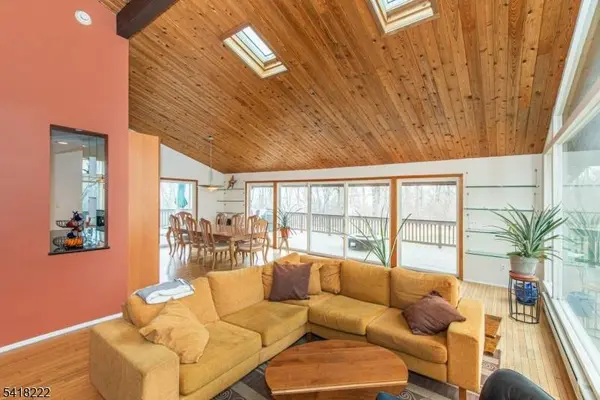 3 Davids Ln, Hillsborough Twp., NJ 08844