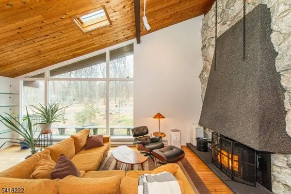 3 Davids Ln, Hillsborough Twp., NJ 08844