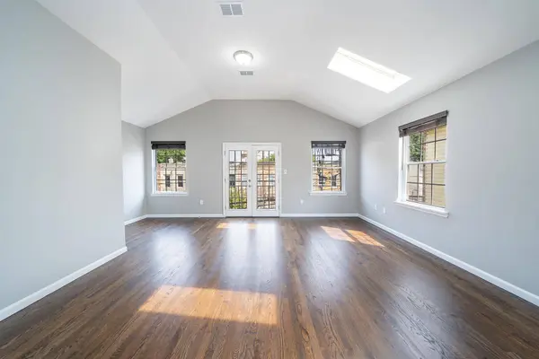 271.5 GRANT AVE #2, Jc West Bergen, NJ 07305