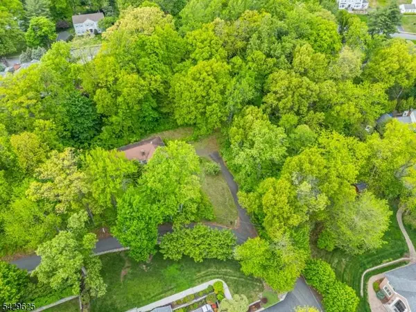 50 Mountain Ave, Chatham Twp., NJ 07928