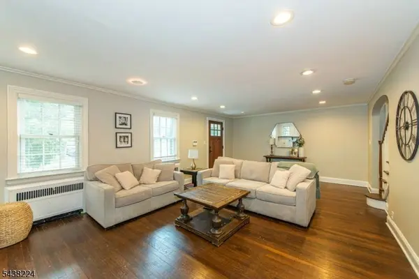 77 Forest Hill Rd, West Orange Twp., NJ 07052