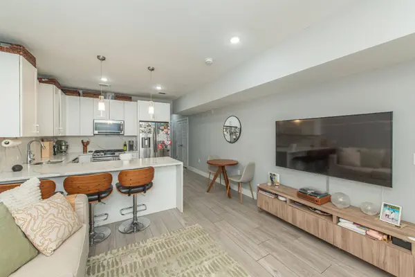 84 FERRY ST  #1, Jc Heights, NJ 07307