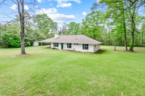 33110 Cane Market Rd – Home for Sale in Walker, LA