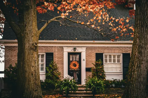 How to Sell Your Baton Rouge Home Fast Before the Holidays