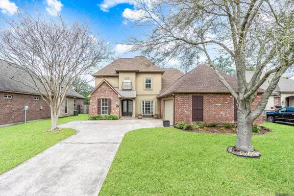 37248 Renaissance Dr, Prairieville, LA 70769