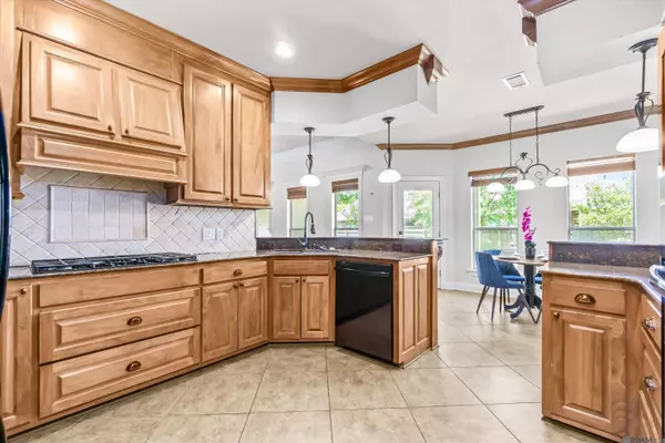 4808 Harbor Ln, Greenwell Springs, LA 70739