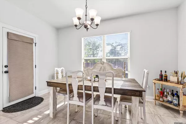 42533 Cedar Park Ave, Gonzales, LA 70737