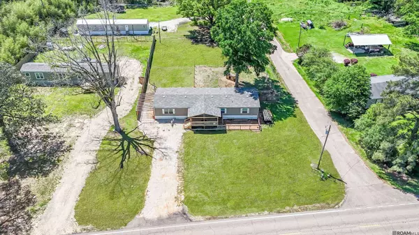 38001 Weiss Rd, Walker, LA 70706