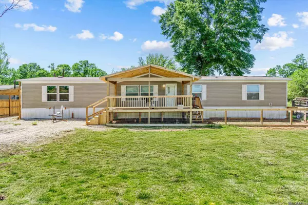 38001 Weiss Rd, Walker, LA 70706