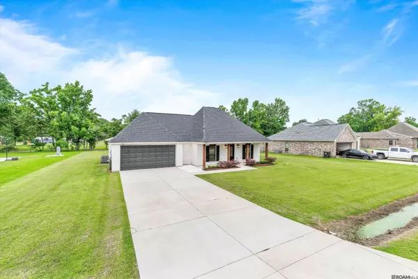 39331 Pershing Mire Rd, Gonzales, LA 70737