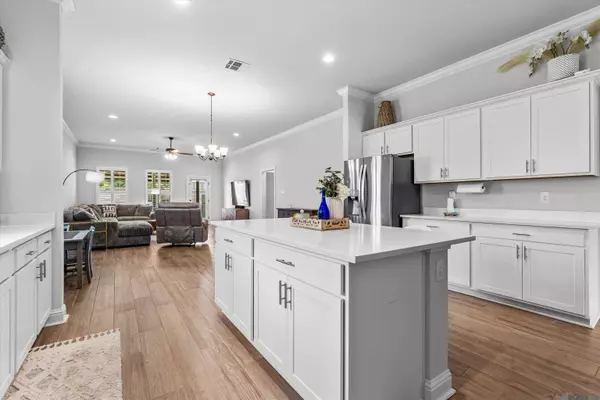 17097 Shearwater Trace, Prairieville, LA 70769