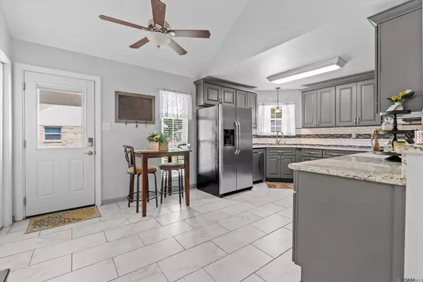 44108 Lake Village Rd, Prairieville, LA 70769