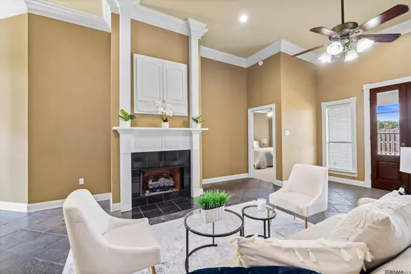 2701 Old Towne Rd, Zachary, LA 70791