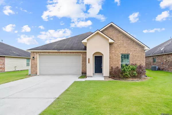 23317 Conifer Dr, Denham Springs, LA 70726