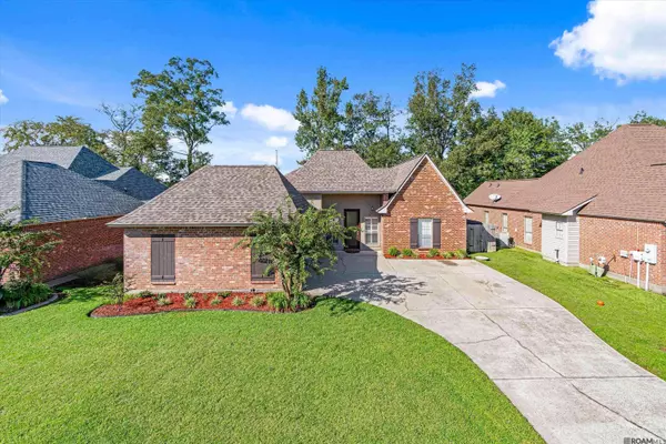30453 Trace Ln, Walker, LA 70785