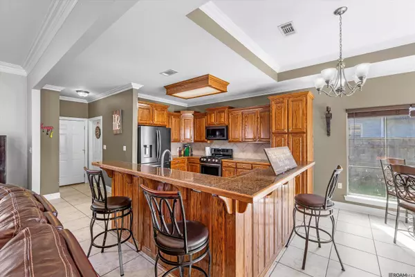 30453 Trace Ln, Walker, LA 70785