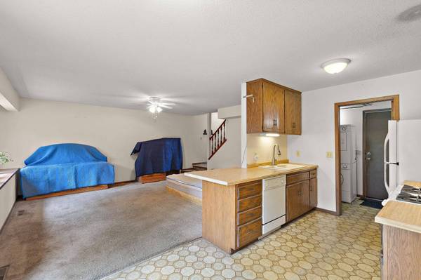 17553 Ionia PATH, Lakeville, MN 55044