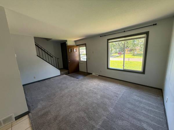 415 Belle Aire DR, Champlin, MN 55316