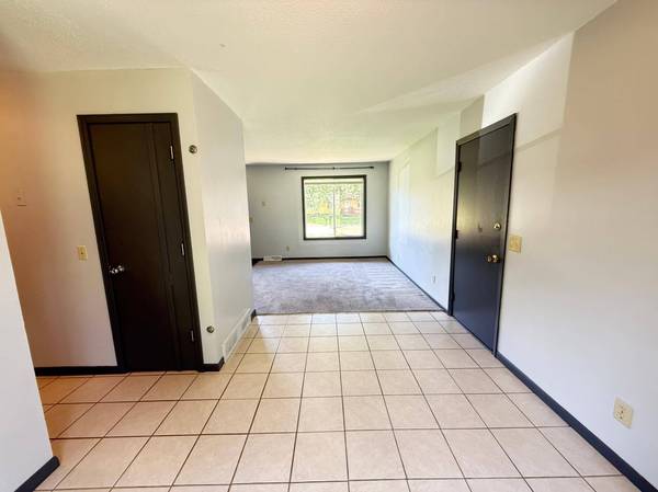 415 Belle Aire DR, Champlin, MN 55316