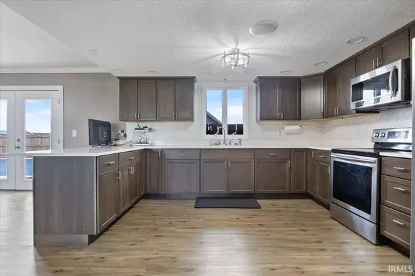 1689 E 550 S Road, Peru, IN 46970-7748