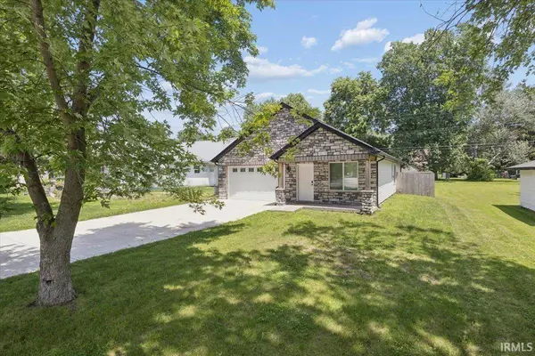 105 N Railroad Street, Colfax, IN 46035-9113