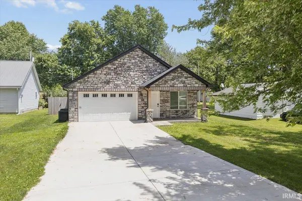 105 N Railroad Street, Colfax, IN 46035-9113