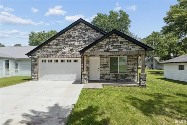 105 N Railroad Street, Colfax, IN 46035-9113