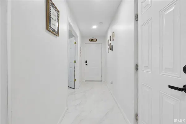 105 N Railroad Street, Colfax, IN 46035-9113