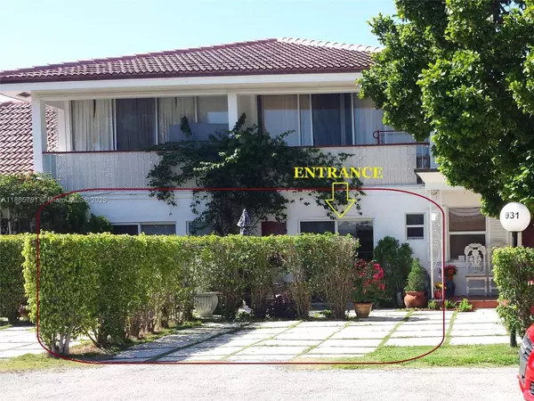 931 NE 4th St #2, Boca Raton, FL 33432