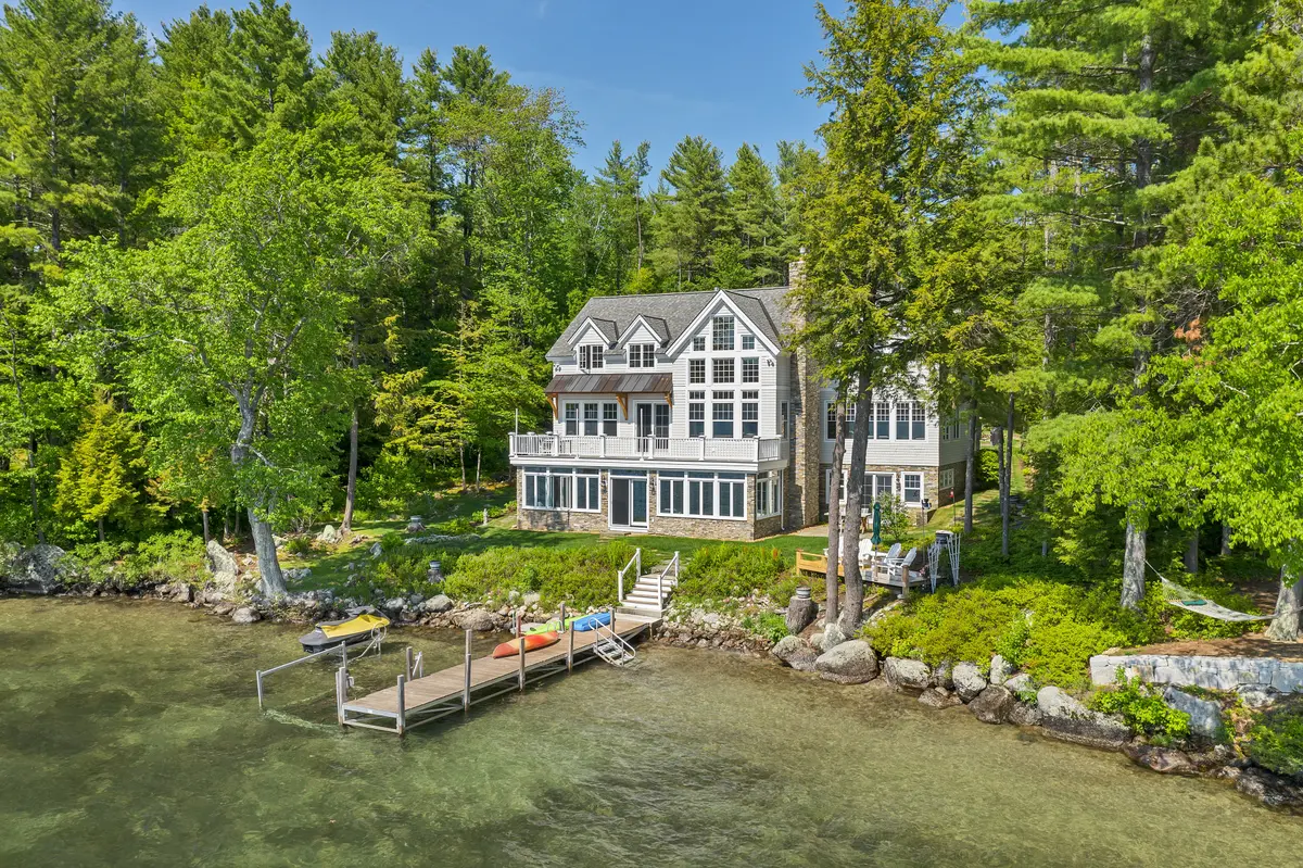 123 Cisneros Drive, Moultonboro, NH