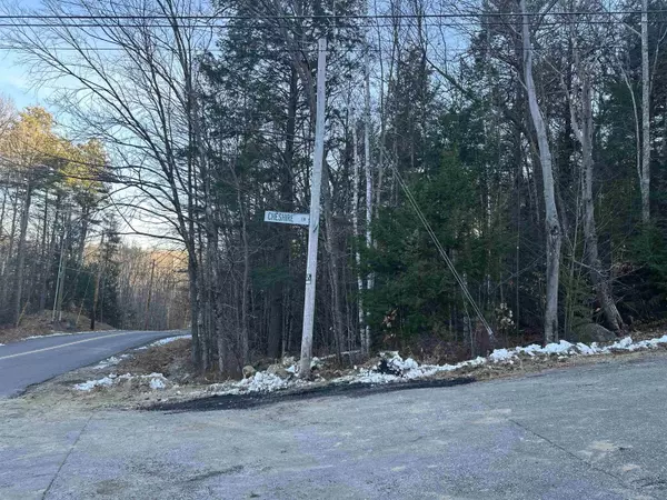 4 Cheshire CIR, Gilford, NH 03249