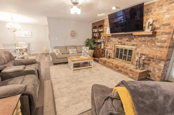 1521 Locust Street, Malvern, AR 72104