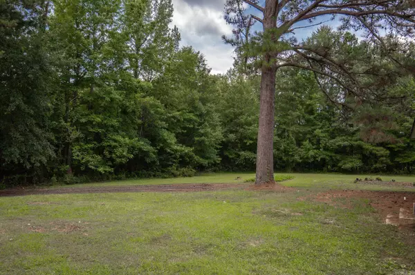 182 Grant 821 Road, Sheridan, AR 72150