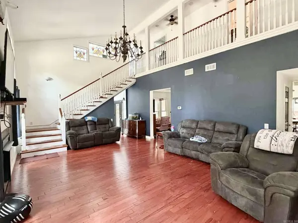 4440 Divoky Road, Pine Bluff, AR 71603