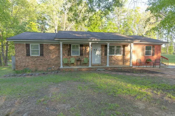 1632 military Road, Malvern, AR 72104
