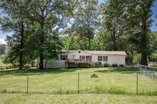 5417 Honeysuckle Road, Little Rock, AR 72206