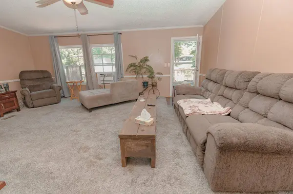 5417 Honeysuckle Road, Little Rock, AR 72206