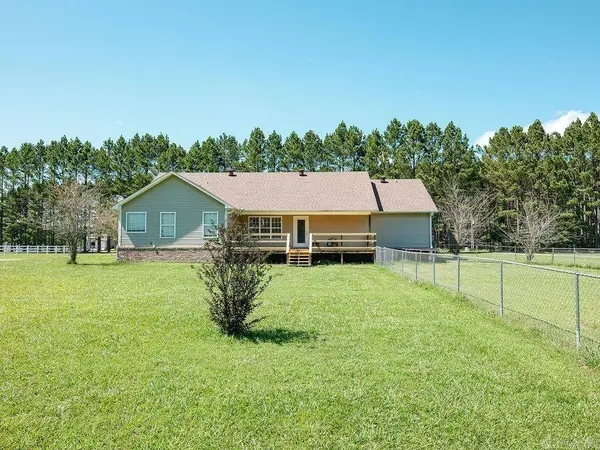 215 County Rd 7488, Sheridan, AR 72150
