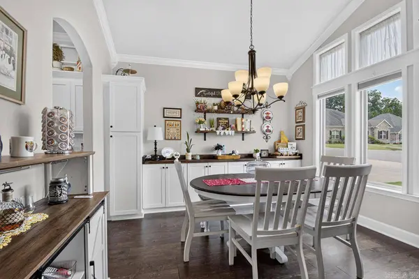 5022 Maple Leaf, Benton, AR 72019
