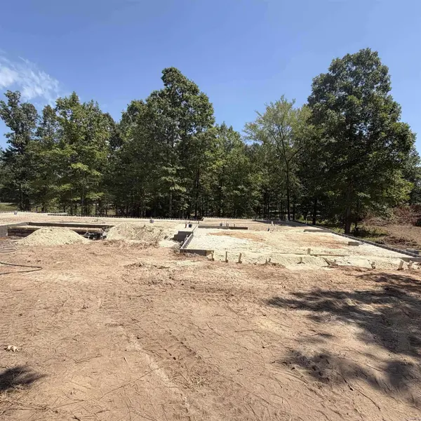 64 County Rd 76, Sheridan, AR 72150