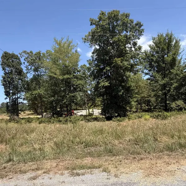 64 County Rd 76, Sheridan, AR 72150